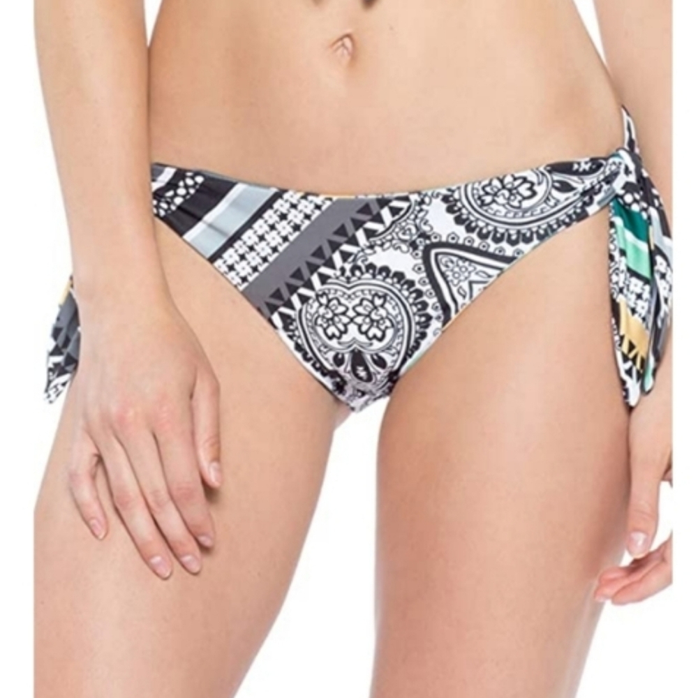 NWT Women’s Becca Reversible Swimsuit Bottom Only size Small - Picture 5 of 13